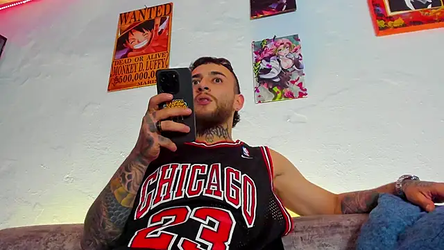 Snapshot of Drako_Lamar chatting on September 12, 2025, 1:17 am Drako Lamar online show from September 12, 2025, 1:17 am