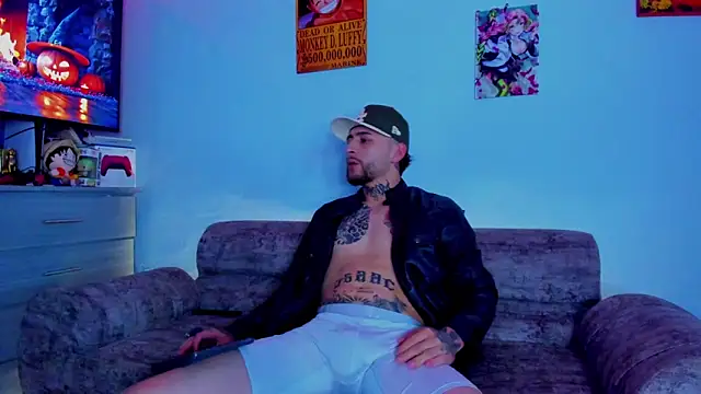 Snapshot of Drako_Lamar chatting on October 27, 2025, 12:31 pm Drako Lamar online show from October 27, 2025, 12:31 pm