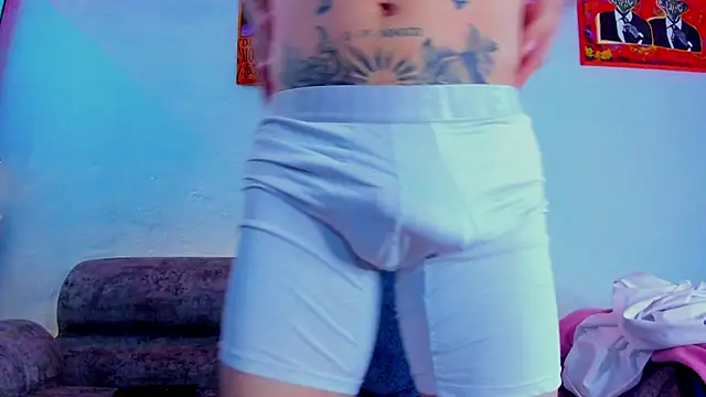 Snapshot of Drako_Lamar chatting on November 13, 2025, 12:37 pm Drako Lamar online show from November 13, 2025, 12:37 pm