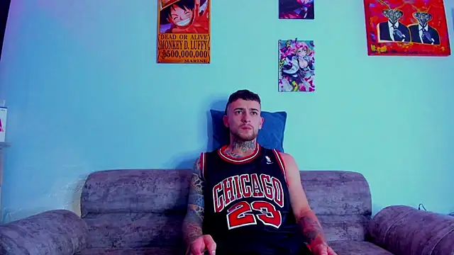 Snapshot of Drako_Lamar chatting on November 27, 2025, 1:46 pm Drako Lamar online show from November 27, 2025, 1:46 pm