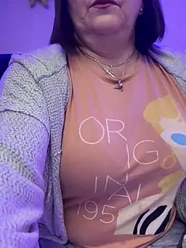 PaulinaSanders X online show from January 4, 2025, 2:46 pm