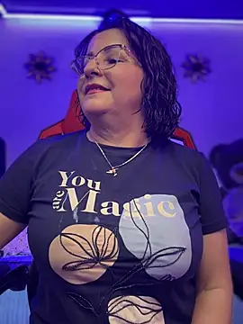 PaulinaSanders X online show from March 5, 2025, 7:17 pm