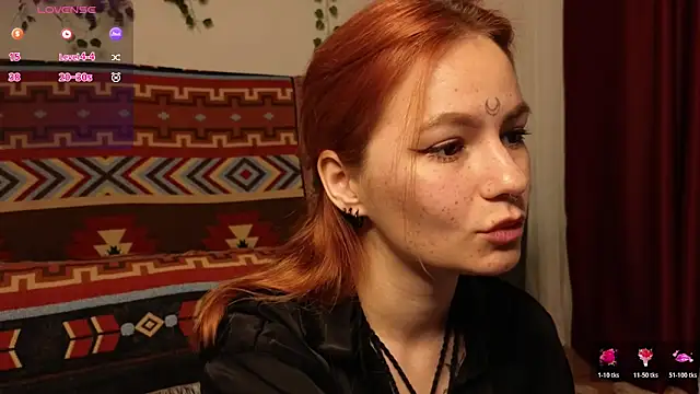 girl with snaketatto0 online show from December 14, 2025, 1:55 am