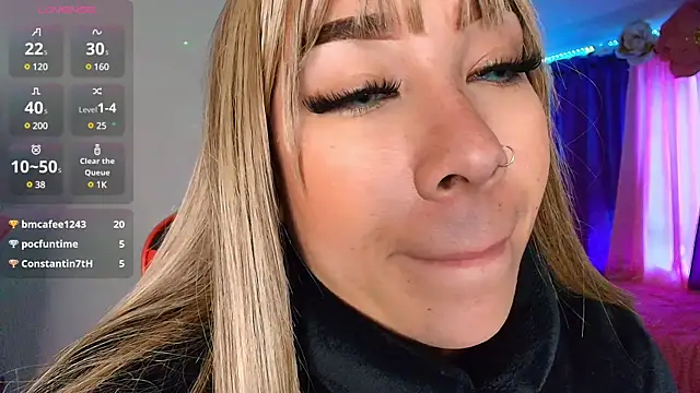 Snapshot of leahtemptation3 chatting on February 26, 2025, 2:36 pm leahtemptation3 online show from February 26, 2025, 2:36 pm