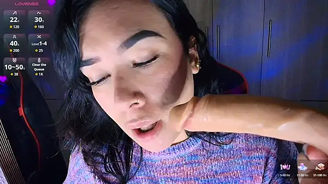 Snapshot of leahtemptation3 chatting on October 2, 2025, 9:49 am leahtemptation3 online show from October 2, 2025, 9:49 am