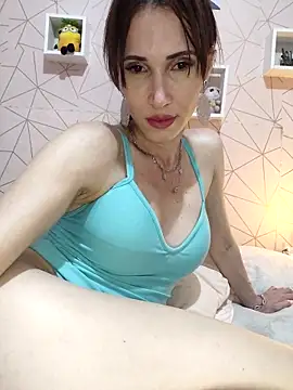 Snapshot of Irresistible24 chatting on November 17, 2025, 1:11 am Irresistible24 online show from November 17, 2025, 1:11 am