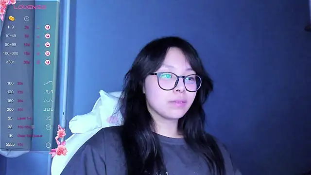 maydaykimmy online show from December 18, 2024, 5:48 am