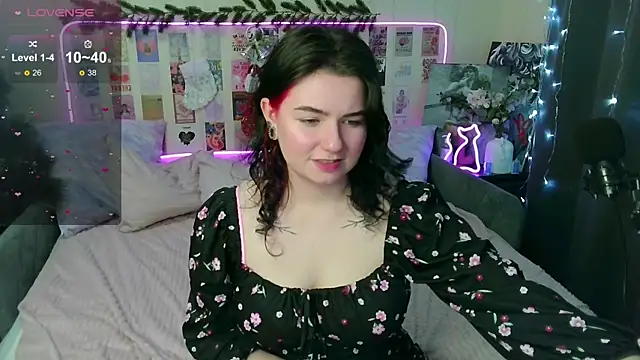 Snapshot of ss-katekisa-ss chatting on December 21, 2024, 7:24 am ss-katekisa-ss online show from December 21, 2024, 7:24 am