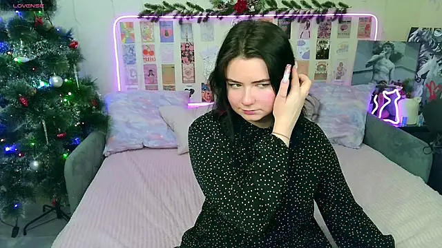 Snapshot of ss-katekisa-ss chatting on December 25, 2024, 9:43 pm ss-katekisa-ss online show from December 25, 2024, 9:43 pm