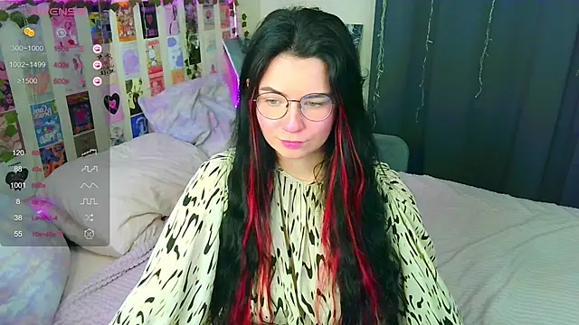 Snapshot of ss-katekisa-ss chatting on September 24, 2025, 10:13 pm ss-katekisa-ss online show from September 24, 2025, 10:13 pm