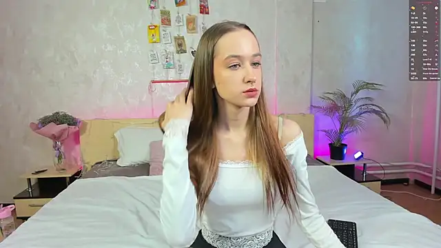 Sweett Monica online show from February 8, 2025, 7:59 am