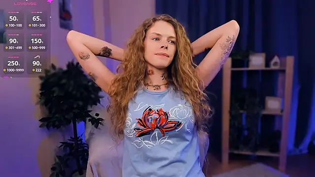 Snapshot of RayaNenlia chatting on January 28, 2025, 8:14 am RayaNenlia online show from January 28, 2025, 8:14 am