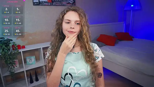 Snapshot of RayaNenlia chatting on February 10, 2025, 11:15 am RayaNenlia online show from February 10, 2025, 11:15 am