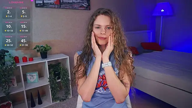 Snapshot of RayaNenlia chatting on March 5, 2025, 8:10 am RayaNenlia online show from March 5, 2025, 8:10 am