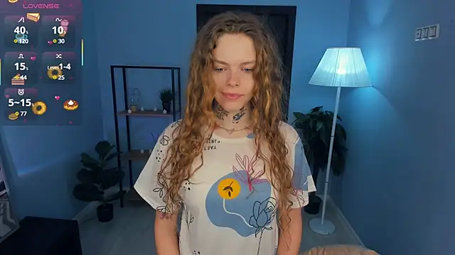 Snapshot of RayaNenlia chatting on March 19, 2025, 5:08 am RayaNenlia online show from March 19, 2025, 5:08 am