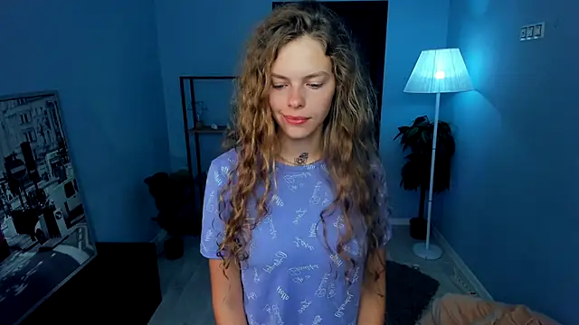 Snapshot of RayaNenlia chatting on September 14, 2025, 5:06 am RayaNenlia online show from September 14, 2025, 5:06 am