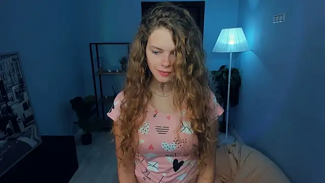 Snapshot of RayaNenlia chatting on September 24, 2025, 5:11 am RayaNenlia online show from September 24, 2025, 5:11 am