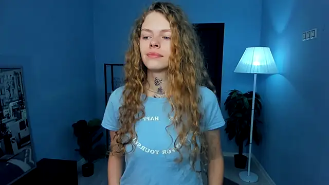 Snapshot of RayaNenlia chatting on November 30, 2025, 5:11 am RayaNenlia online show from November 30, 2025, 5:11 am