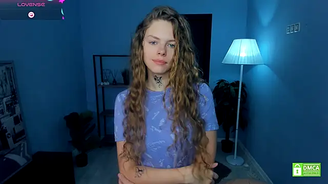 Snapshot of RayaNenlia chatting on December 14, 2025, 5:02 am RayaNenlia online show from December 14, 2025, 5:02 am