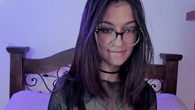 noemi foxxx online show from December 14, 2024, 10:24 am