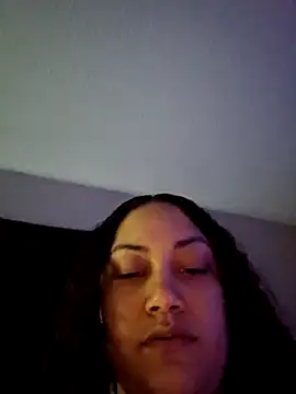 Snapshot of honeeyyy_pot chatting on December 18, 2024, 11:02 am honeeyyy pot online show from December 18, 2024, 11:02 am