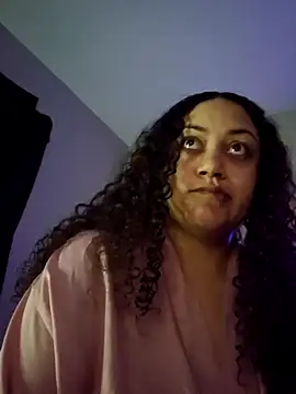 Snapshot of honeeyyy_pot chatting on January 7, 2025, 10:52 pm honeeyyy pot online show from January 7, 2025, 10:52 pm