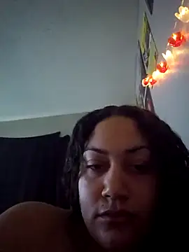 Snapshot of honeeyyy_pot chatting on January 11, 2025, 8:21 pm honeeyyy pot online show from January 11, 2025, 8:21 pm