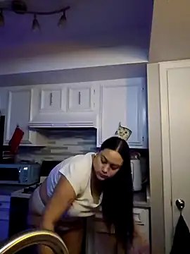 Snapshot of honeeyyy_pot chatting on January 28, 2025, 4:50 am honeeyyy pot online show from January 28, 2025, 4:50 am