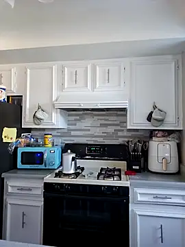 Snapshot of honeeyyy_pot chatting on February 17, 2025, 3:20 pm honeeyyy pot online show from February 17, 2025, 3:20 pm