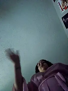 Snapshot of honeeyyy_pot chatting on February 26, 2025, 1:08 pm honeeyyy pot online show from February 26, 2025, 1:08 pm