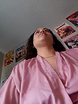 Snapshot of honeeyyy_pot chatting on February 26, 2025, 6:21 pm honeeyyy pot online show from February 26, 2025, 6:21 pm