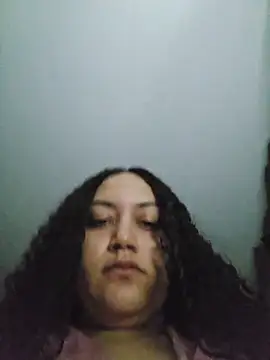 Snapshot of honeeyyy_pot chatting on October 30, 2025, 9:22 am honeeyyy pot online show from October 30, 2025, 9:22 am