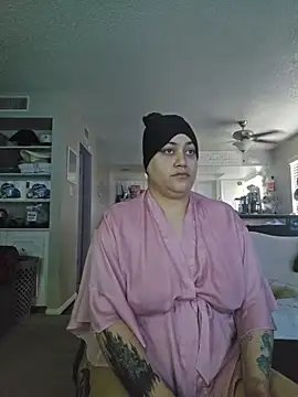 Snapshot of honeeyyy_pot chatting on November 1, 2025, 7:27 pm honeeyyy pot online show from November 1, 2025, 7:27 pm