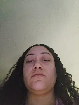 Snapshot of honeeyyy_pot chatting on November 2, 2025, 10:12 pm honeeyyy pot online show from November 2, 2025, 10:12 pm