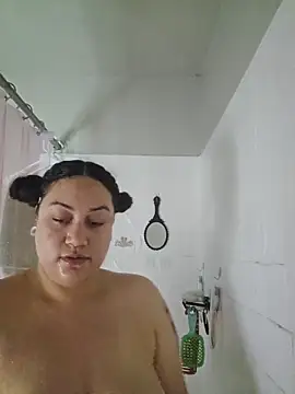 Snapshot of honeeyyy_pot chatting on November 30, 2025, 8:51 am honeeyyy pot online show from November 30, 2025, 8:51 am