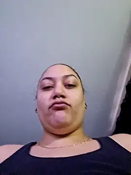 Snapshot of honeeyyy_pot chatting on December 14, 2025, 11:42 pm honeeyyy pot online show from December 14, 2025, 11:42 pm