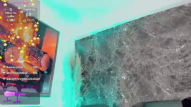 Emmaa Saenz  online show from January 4, 2025, 4:44 am