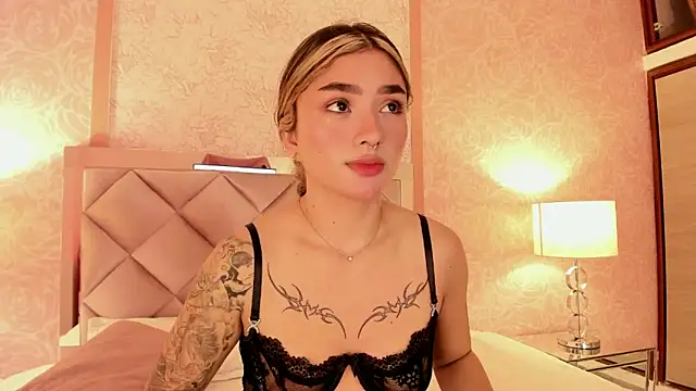 Arianavillada online show from September 16, 2025, 4:02 am