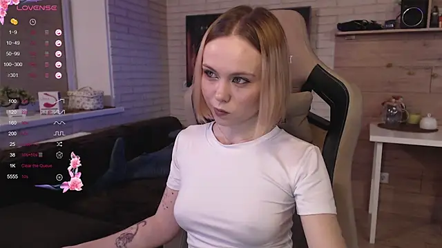 lucy mirror online show from September 13, 2025, 9:14 pm