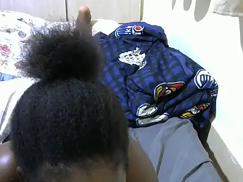 queen-sasha online show from February 28, 2025, 2:42 pm