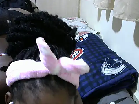 queen-sasha online show from March 10, 2025, 9:29 pm