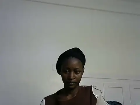 Snapshot of thicky_anncy chatting on December 7, 2024, 6:48 pm thicky anncy online show from December 7, 2024, 6:48 pm