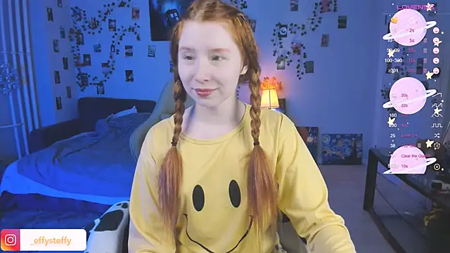 Snapshot of CallMeEffy1 chatting on October 4, 2025, 9:57 pm CallMeEffy1 online show from October 4, 2025, 9:57 pm