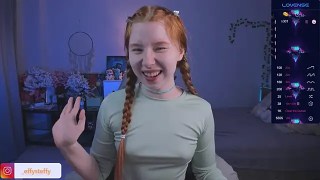 Snapshot of CallMeEffy1 chatting on November 6, 2025, 7:37 pm CallMeEffy1 online show from November 6, 2025, 7:37 pm