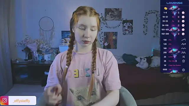 Snapshot of CallMeEffy1 chatting on December 3, 2025, 7:34 pm CallMeEffy1 online show from December 3, 2025, 7:34 pm