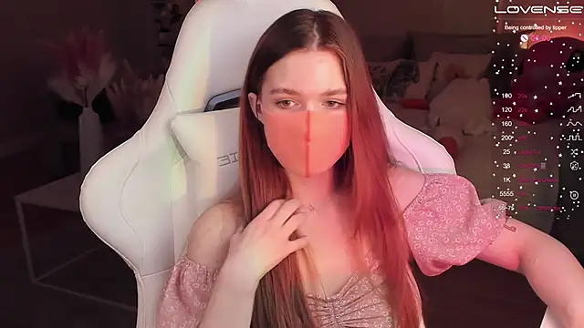 Snapshot of Frau_Lina chatting on December 17, 2024, 5:36 pm Frau Lina online show from December 17, 2024, 5:36 pm