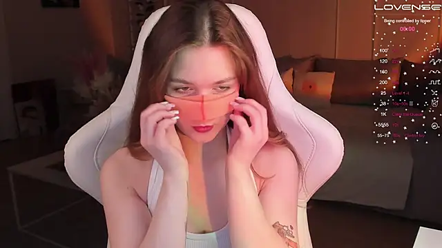 Snapshot of Frau_Lina chatting on January 31, 2025, 7:18 pm Frau Lina online show from January 31, 2025, 7:18 pm