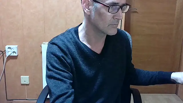 Snapshot of Lia_Y_PatrickX chatting on November 2, 2025, 9:06 pm Lia Y PatrickX online show from November 2, 2025, 9:06 pm