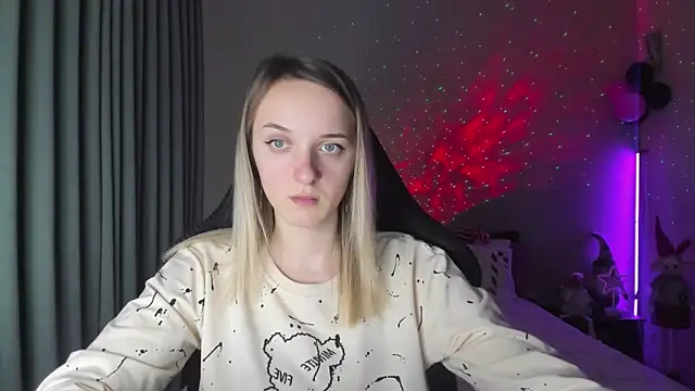 Snapshot of RouseReed chatting on January 12, 2025, 4:08 pm RouseReed online show from January 12, 2025, 4:08 pm