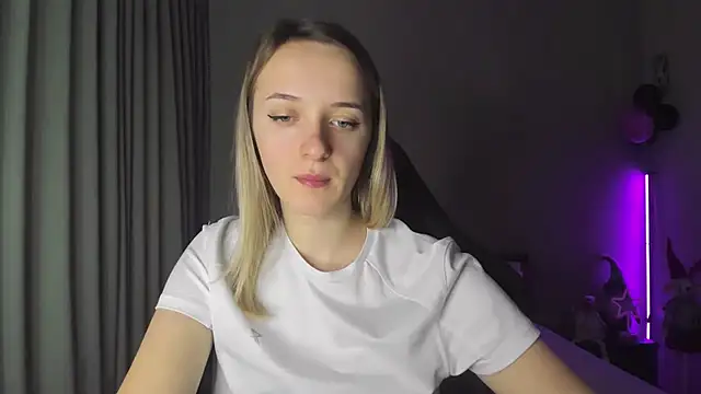 Snapshot of RouseReed chatting on January 13, 2025, 7:11 am RouseReed online show from January 13, 2025, 7:11 am